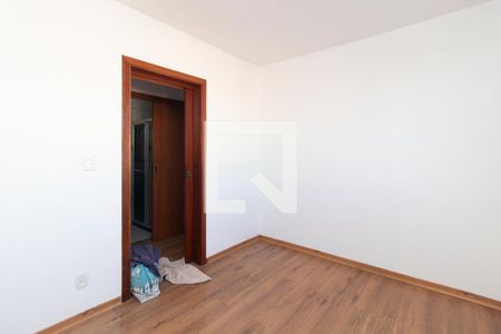 Quarto 1 de apartamento para alugar com 2 quartos, 110m² em Nonoai, Porto Alegre