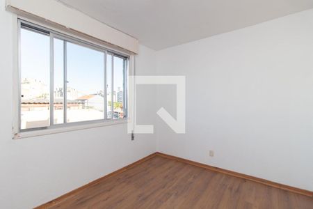 Quarto 1 de apartamento para alugar com 2 quartos, 110m² em Nonoai, Porto Alegre