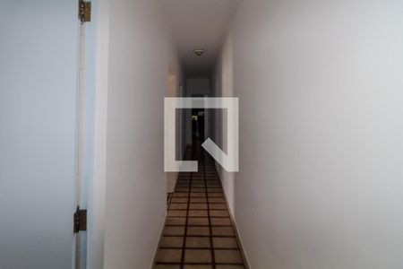 Corredor dos Quartos de casa à venda com 2 quartos, 150m² em Sítio da Figueira, São Paulo