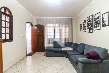 Sala de casa de condomínio para alugar com 3 quartos, 250m² em Vila Nova Curuca, São Paulo