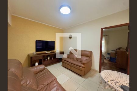Sala de casa à venda com 3 quartos, 130m² em Vila Ester, Guarulhos