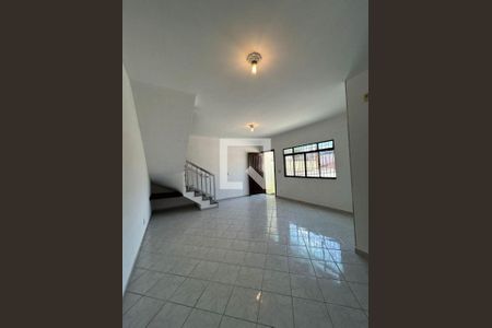 Casa à venda com 3 quartos, 104m² em Vila Lucia, São Paulo