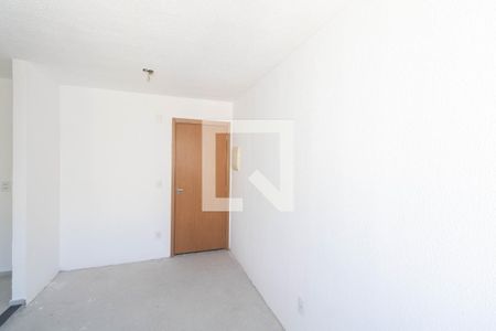 Sala de apartamento para alugar com 2 quartos, 45m² em Santa Cruz, Rio de Janeiro