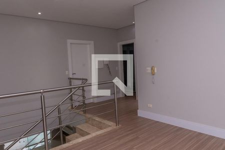 Piso Superior-Corredor acesso aos quartos de casa de condomínio para alugar com 3 quartos, 320m² em Jardim Imperador, Americana