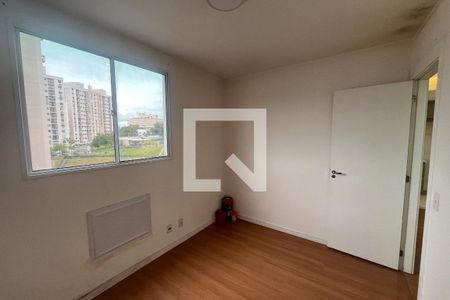 Quarto de apartamento para alugar com 2 quartos, 48m² em Irajá, Rio de Janeiro