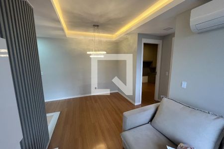 Sala de apartamento para alugar com 2 quartos, 48m² em Irajá, Rio de Janeiro