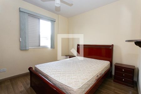 Quarto 1 de apartamento para alugar com 2 quartos, 58m² em Vila Granada, São Paulo