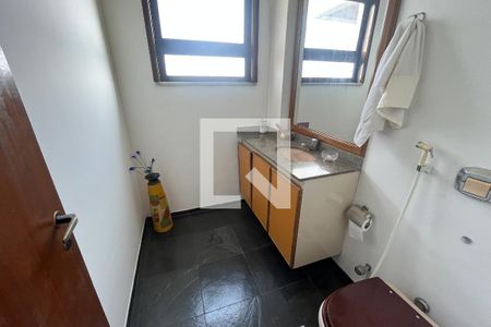 Lavabo de apartamento à venda com 3 quartos, 184m² em Cocotá, Rio de Janeiro