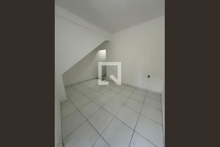 Sala/Quarto de casa para alugar com 1 quarto, 90m² em Vila Alpina, São Paulo