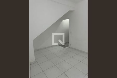 Sala/Quarto de casa para alugar com 1 quarto, 90m² em Vila Alpina, São Paulo