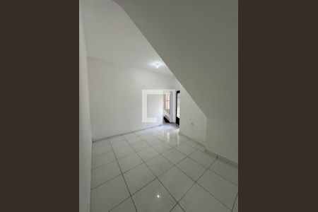Sala/Quarto de casa para alugar com 1 quarto, 90m² em Vila Alpina, São Paulo