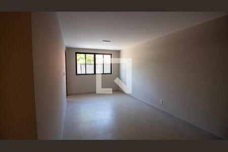 Apartamento para alugar com 2 quartos, 70m² em Jardim Flamboyant, Cabo Frio