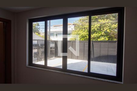 Apartamento para alugar com 2 quartos, 70m² em Jardim Flamboyant, Cabo Frio