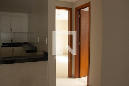 Corredor de apartamento para alugar com 2 quartos, 70m² em Jardim Flamboyant, Cabo Frio