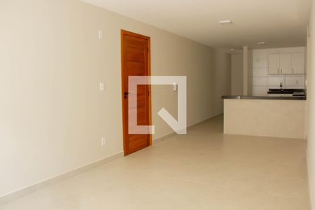 Sala/Cozinha de apartamento para alugar com 2 quartos, 70m² em Jardim Flamboyant, Cabo Frio