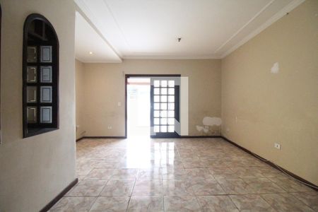 Sala de casa para alugar com 3 quartos, 190m² em Vila Simone, São Paulo