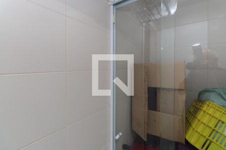 Banheiro de apartamento à venda com 2 quartos, 62m² em Vila Gustavo, São Paulo