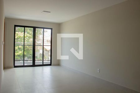 Sala/Cozinha de apartamento para alugar com 2 quartos, 70m² em Jardim Flamboyant, Cabo Frio