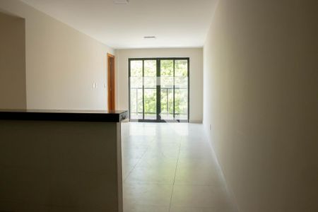Sala/Cozinha de apartamento para alugar com 2 quartos, 70m² em Jardim Flamboyant, Cabo Frio