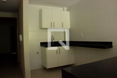 Sala/Cozinha de apartamento para alugar com 2 quartos, 70m² em Jardim Flamboyant, Cabo Frio