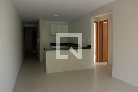 Sala/Cozinha de apartamento para alugar com 2 quartos, 70m² em Jardim Flamboyant, Cabo Frio