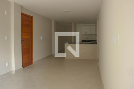 Sala/Cozinha de apartamento para alugar com 2 quartos, 70m² em Jardim Flamboyant, Cabo Frio