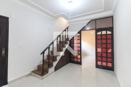 Sala de casa para alugar com 2 quartos, 150m² em Vila Curuçá Velha, São Paulo