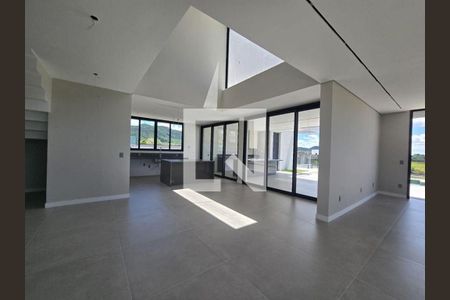 Casa à venda com 4 quartos, 328m² em Chácara Terra Nova, Jundiaí