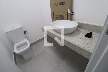 Lavabo de apartamento para alugar com 3 quartos, 95m² em Gávea, Uberlândia