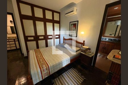 Casa à venda com 4 quartos, 210m² em Maravista, Niterói