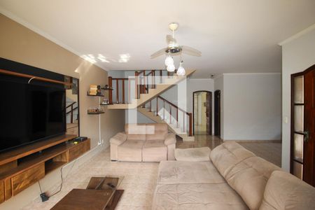 Casa para alugar com 3 quartos, 275m² em Jardim Prestes de Barros, Sorocaba