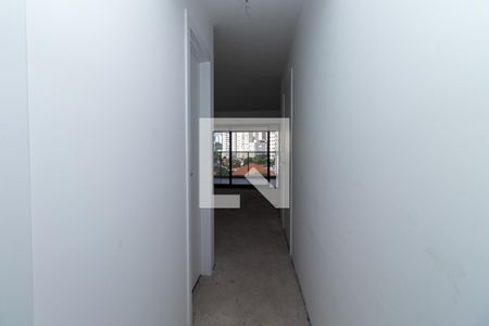 Corredor de apartamento à venda com 3 quartos, 151m² em Vila Romana, São Paulo
