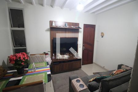 Apartamento à venda com 2 quartos, 45m² em Industrial, Contagem
