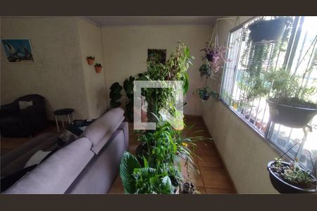 Casa à venda com 2 quartos, 170m² em Jardim Guanhembu, São Paulo
