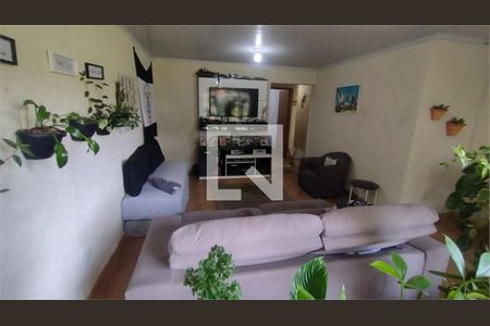 Casa à venda com 2 quartos, 170m² em Jardim Guanhembu, São Paulo