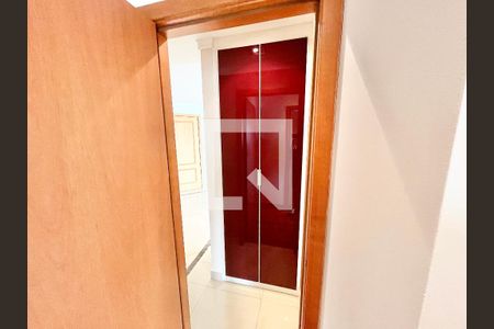 Corredor de apartamento à venda com 3 quartos, 127m² em Tucuruvi, São Paulo