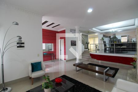 Sala de casa à venda com 4 quartos, 380m² em Parque dos Principes, São Paulo