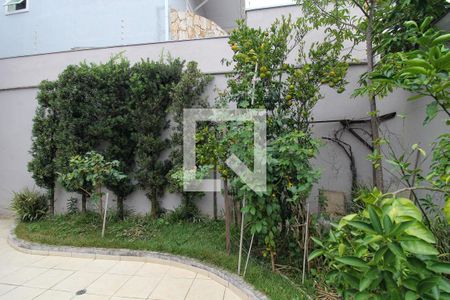 Quintal de casa à venda com 4 quartos, 380m² em Parque dos Principes, São Paulo