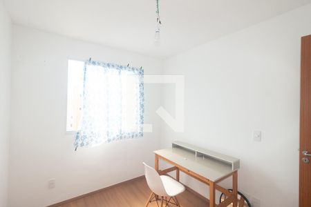 Quarto 2 de apartamento para alugar com 2 quartos, 41m² em Guaratiba, Rio de Janeiro