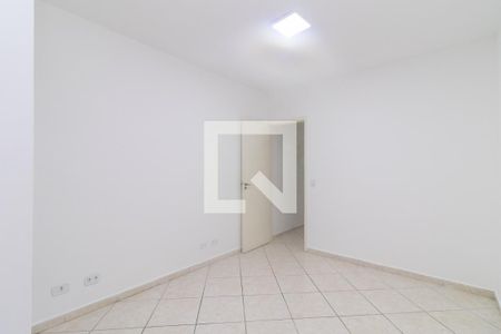 Quarto 2 de casa de condomínio para alugar com 2 quartos, 54m² em Vila Ré, São Paulo