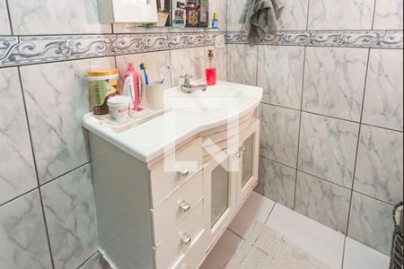 Banheiro Social de casa para alugar com 3 quartos, 150m² em Campestre, Santo André