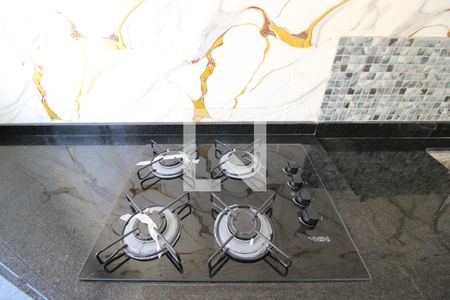 Sala / Cozinha de apartamento para alugar com 2 quartos, 44m² em Jardim Helian, São Paulo