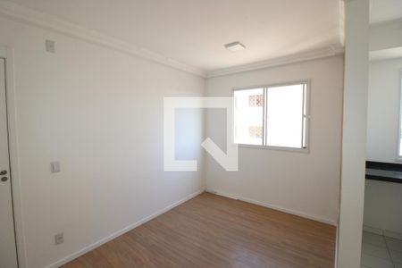 Sala / Cozinha de apartamento para alugar com 2 quartos, 44m² em Jardim Helian, São Paulo