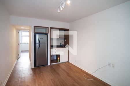 Sala / Cozinha de apartamento para alugar com 1 quarto, 35m² em Consolação, São Paulo