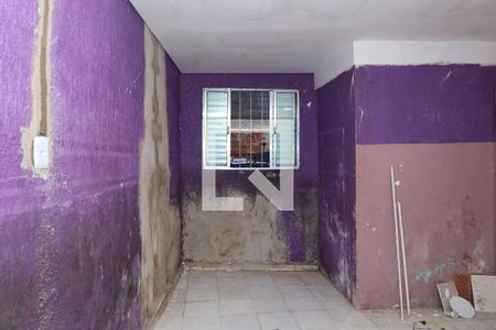 Quarto de casa para alugar com 1 quarto, 100m² em Parque Santa Rita, São Paulo