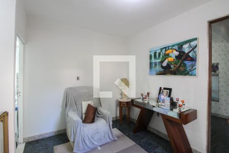 Sala 2 de casa à venda com 2 quartos, 210m² em São João Batista, Belo Horizonte