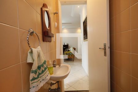Lavabo de casa à venda com 3 quartos, 121m² em Vila Irmaos Arnoni, São Paulo