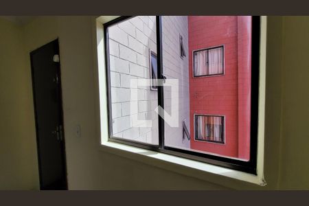 Apartamento para alugar com 2 quartos, 46m² em Jardim Miray, Itaquaquecetuba