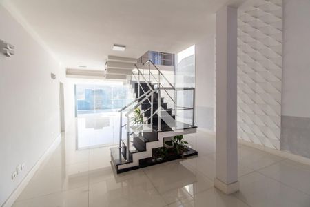 Sala  de casa de condomínio à venda com 6 quartos, 524m² em Residencial Dez (alphaville), Santana de Parnaíba
