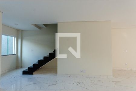 Casa à venda com 3 quartos, 150m² em Freguesia do Ó, São Paulo